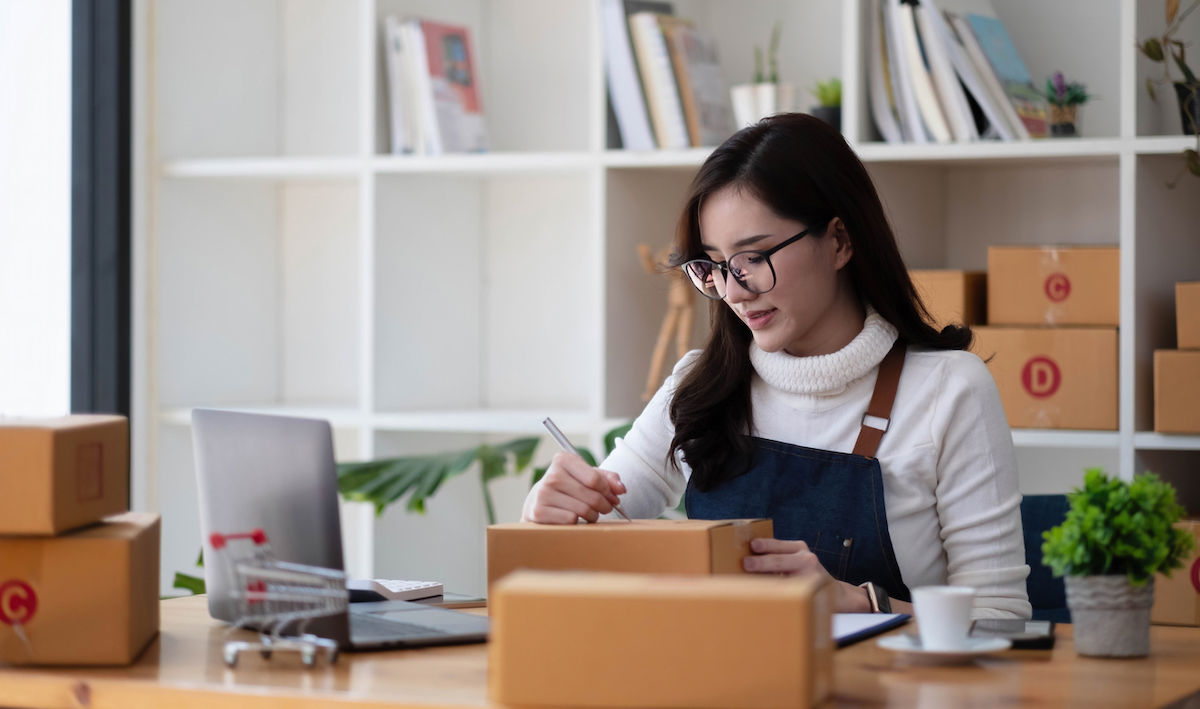 Digital economy companies play a crucial role as creators, distributors and users of digital technology, making them influential stakeholders in the building of a sustainable digital economy that is inclusive and secure. Photo credit: iStock/wichayada suwanachun.