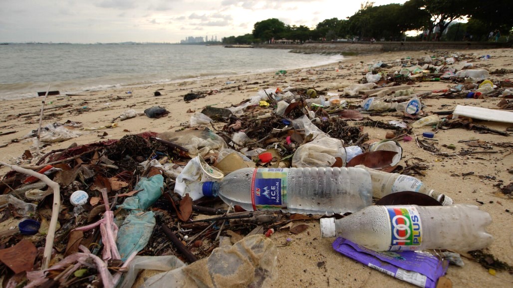 Southeast Asia accounts for nearly half of the global plastic leakage from land to sea. Photo credit: ADB.