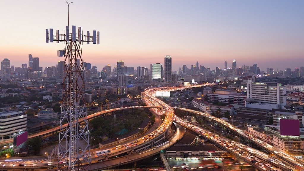 Countries in Southeast Asia are stepping up the rollout of 5G infrastructure to support the growth of the digital economy. Photo credit: iStock/Kinwun.