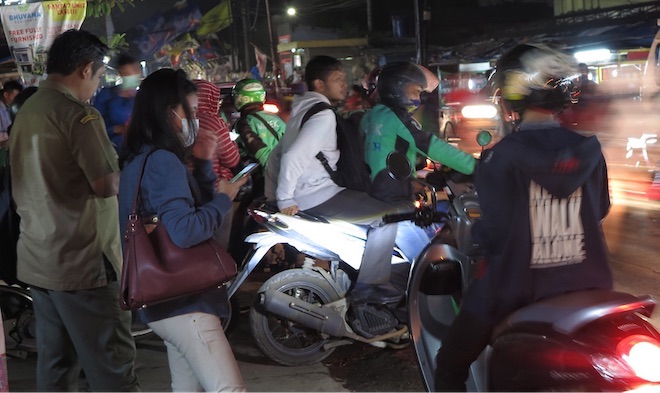 Commuting at night for women does not need to be risky. Photo credit: Pulse Lab Jakarta.