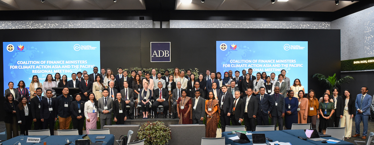  Coalition of Finance Ministers for Climate Action Asia and the Pacific Regional Meeting attendees. Photo credit: ADB.