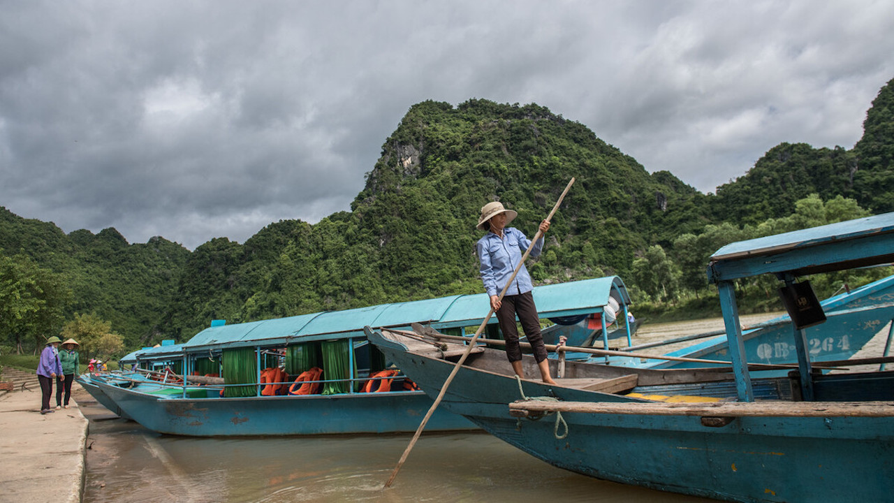 With travelers becoming more conscious of their environmental and social impacts, there is a market-driven shift toward more sustainable tourism, including nature- and culture-based travel. Photo credit: ADB.