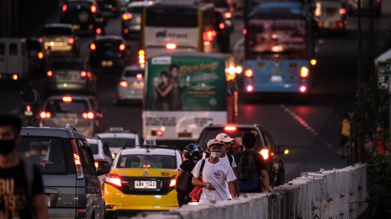  More than 85% of Southeast Asia’s population is exposed to unhealthy air, leading to premature deaths estimated at 335,000 annually. Photo credit: ADB.