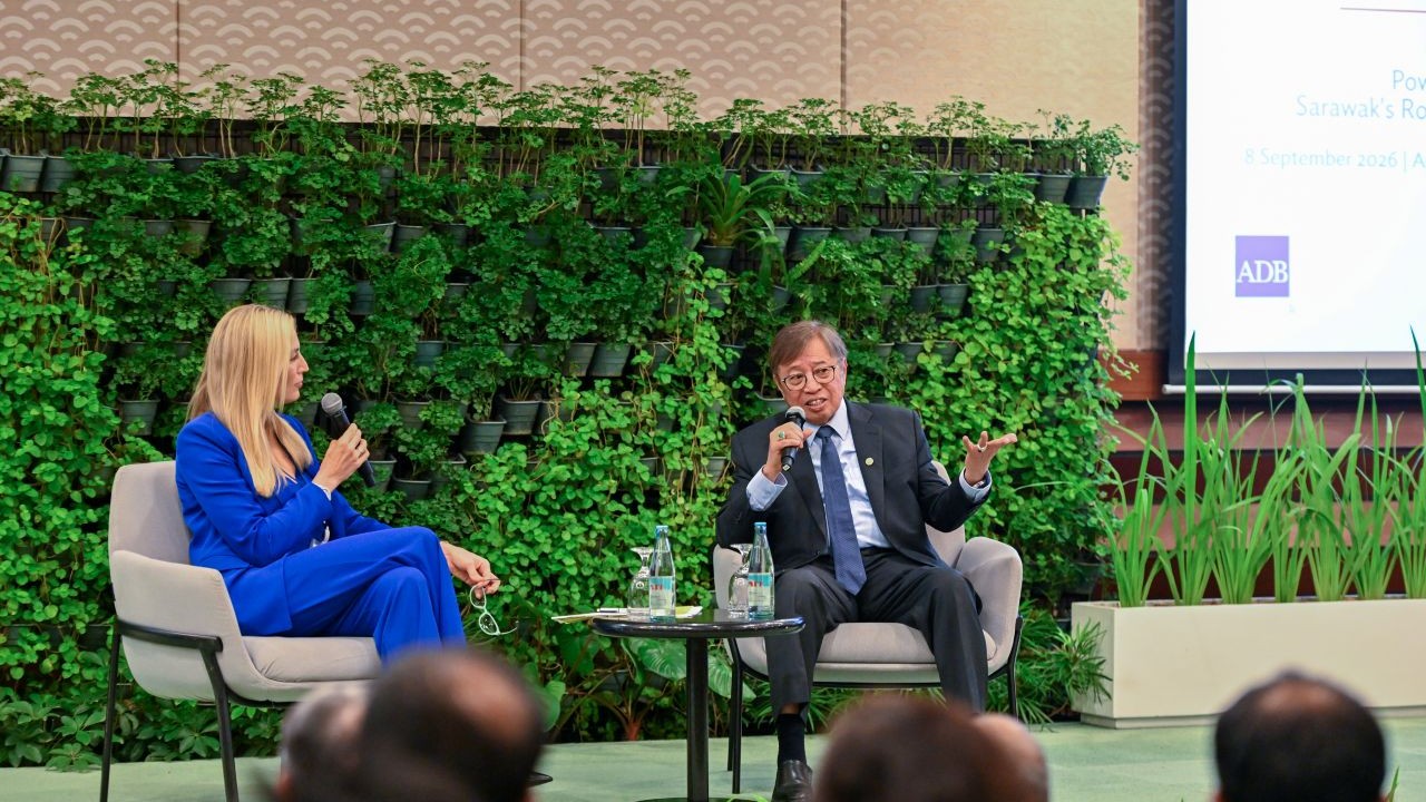Datuk Patinggi Tan Sri Abang Johari Tun Openg, the Premier of Sarawak, outlined Sarawak's ambitious initiatives in energy, digitalization, transport, tourism, and human capital development during a fireside chat moderated by Susann Roth, advisor to the ADB Secretary and head of the Information Access Unit.