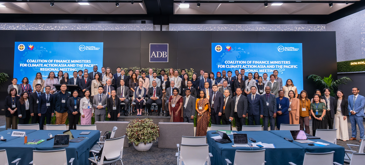 Coalition of Finance Ministers for Climate Action Asia and the Pacific Regional Meeting attendees. Photo credit: ADB.