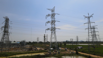 The project will help Cambodia switch to cleaner energy and move away from fossil fuels. Photo credit: ADB.