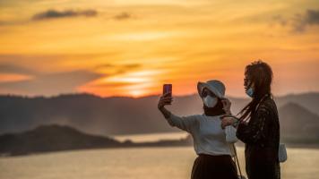 For decades, technology has revolutionized the travel industry, but the rapid evolution of artificial intelligence (AI) promises to accelerate this transformation. Photo credit: ADB.