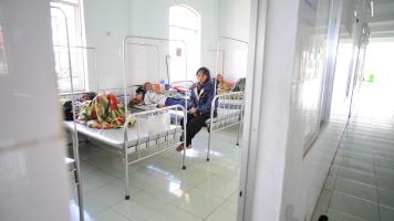 Patients at the Ngoc Hoi District Hospital in Kon Tum Province in Viet Nam. Photo credit: ADB.