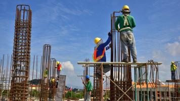 Countries need to manage risks, maintain macroeconomic stability, and protect vulnerable populations. Photo credit: ADB