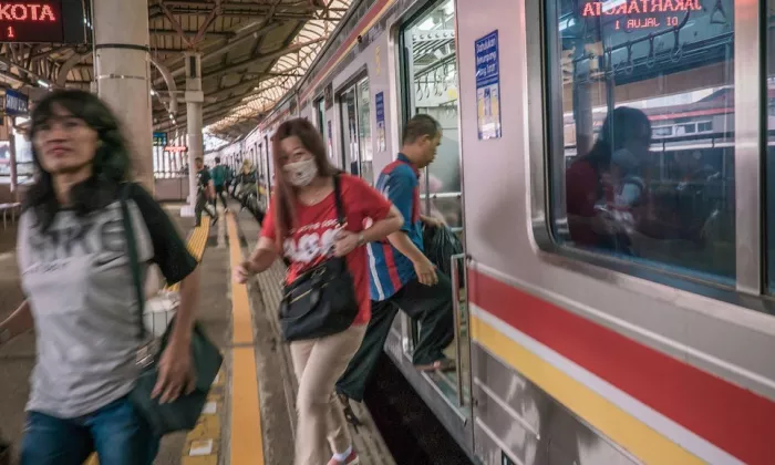With 65% of Asia’s infrastructure projects not considered bankable and with the clock ticking to deliver on their net-zero goals, countries like Indonesia are under pressure to line up green projects that would attract investments from the private sector. Photo credit: ADB.
