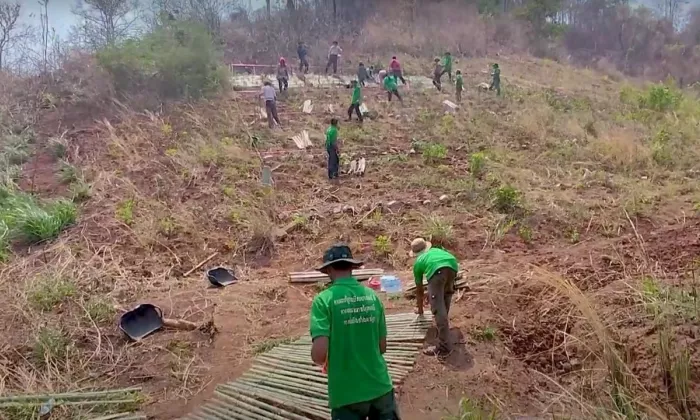 Farmers and stakeholders were trained on restoration techniques, erosion control, and ecological agricultural practices. Photo credit: ADB.