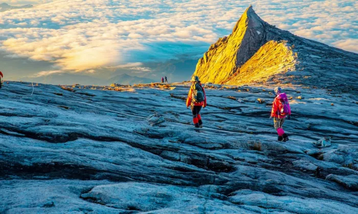 To sustain tourism’s recovery, ASEAN member states are implementing more robust policies and initiatives, including relaxing visa application processes for international travelers and diversification of tourism offerings. Photo credit: iStock/Vatanika Chanachai.