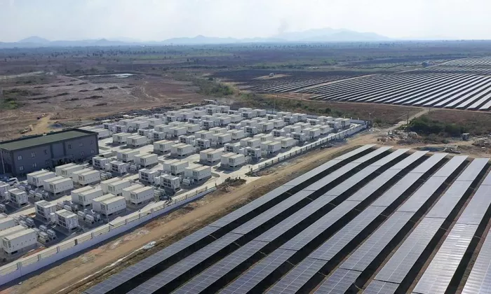 Electricité du Cambodge provided the land and grid connection for the solar park, while private developers handled the design and construction of the solar PV plants as well as associated operations and maintenance risks.  Photo credit: ADB.