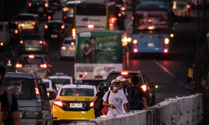  More than 85% of Southeast Asia’s population is exposed to unhealthy air, leading to premature deaths estimated at 335,000 annually. Photo credit: ADB.