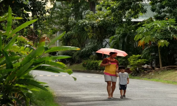 Keeping the public informed through official heat warnings can help prevent heatstroke and other health problems. Photo credit: ADB.